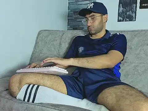 Justdavid  online show from April 2026 11:13:02 PM