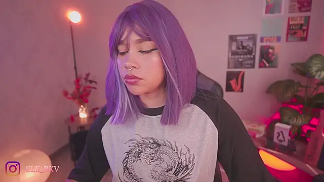 violette clerk1  online show from April 2026 07:31:02 PM