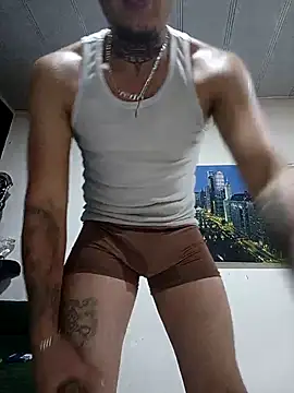 Valentino dominusSex online show from April 2026 08:42:02 PM