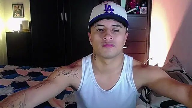 Jhon Sara online show from March 2026 02:43:01 PM