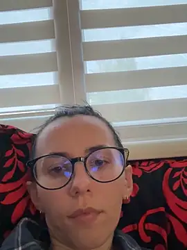 Oliviyalove  online show from June 2026 05:37:02 PM