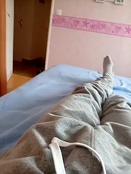 thom7246 online show from March 2026 02:33:01 PM