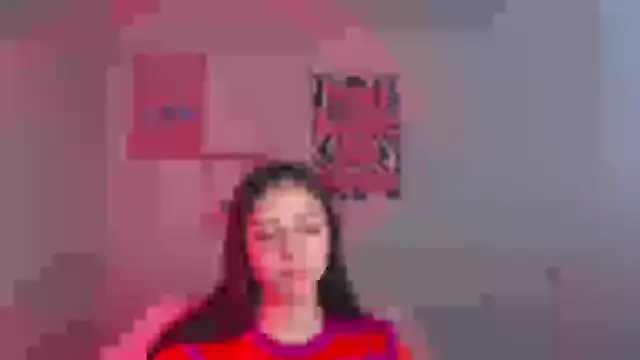 KissMeJulia online show from April 2026 05:44:02 AM