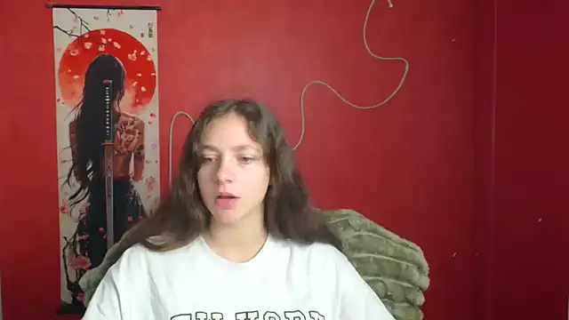 KissMeJulia online show from May 2026 05:35:01 AM