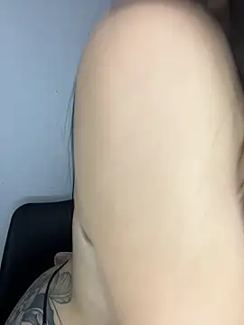 Sofia-squir online show from April 2026 03:26:01 AM