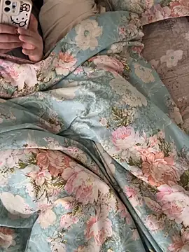 Snapshot of PerfectCoupleXxx chatting on February 2026 09:43:01 AM PerfectCoupleXxx online show from February 2026 09:43:01 AM