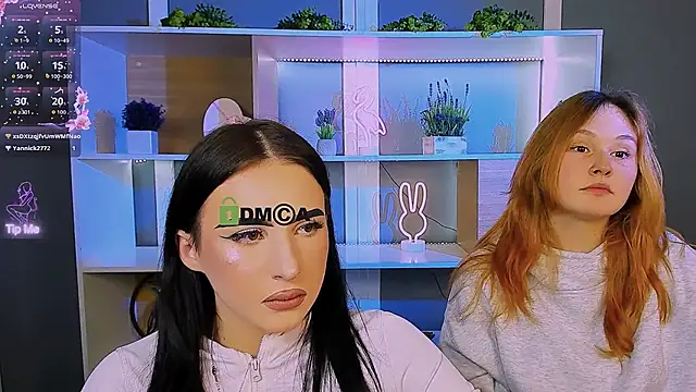 polly-cute online show from April 2026 08:09:01 PM