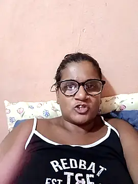 Snapshot of indianstrawberrylips4u chatting on February 2026 07:04:02 PM indianstrawberrylips4u online show from February 2026 07:04:02 PM