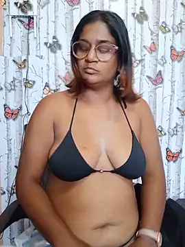 Snapshot of indianstrawberrylips4u chatting on May 2026 09:06:01 AM indianstrawberrylips4u online show from May 2026 09:06:01 AM