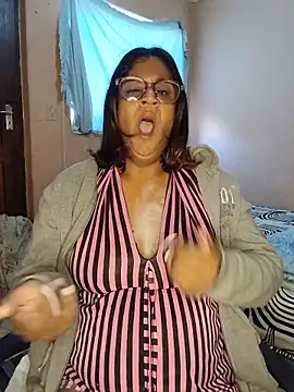 Snapshot of indianstrawberrylips4u chatting on June 2026 06:48:01 AM indianstrawberrylips4u online show from June 2026 06:48:01 AM