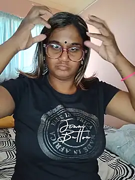 indianstrawberrylips4u online show from July 2026 09:15:01 AM