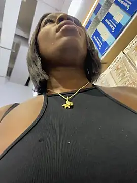 ZarahFerreira online show from March 2026 12:17:02 AM