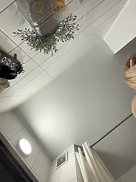 LisaMurr online show from April 2026 03:09:01 PM