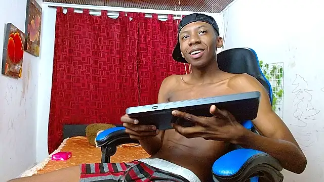milo018 online show from July 2026 10:43:02 AM