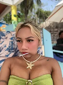 Snapshot of Dulce_Sofi_ chatting on June 2026 04:05:01 PM Dulce Sofi online show from June 2026 04:05:01 PM