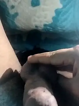 taherDzzf online show from April 2026 10:49:01 PM