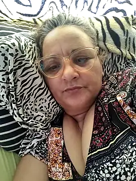 Noemipopi online show from February 2026 05:35:02 PM