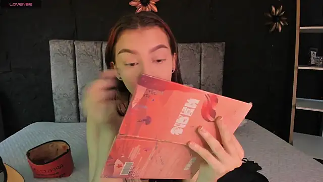 MelLove  online show from March 2026 09:44:02 PM