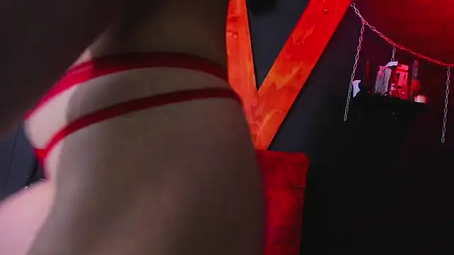 lilith slave online show from April 2026 11:16:01 AM