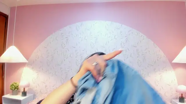 Angelie Rosebrm online show from April 2026 06:19:01 AM