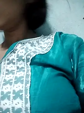 M Lisha online show from April 2026 03:37:01 PM