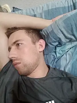 ---Dark--- online show from April 2026 05:22:02 PM