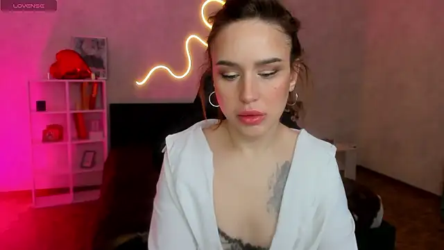 tina xx tina online show from February 2026 01:57:02 AM