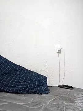 JoniXxX  online show from April 2026 09:09:02 PM