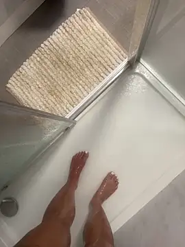 Destinylovex online show from April 2026 07:05:02 PM