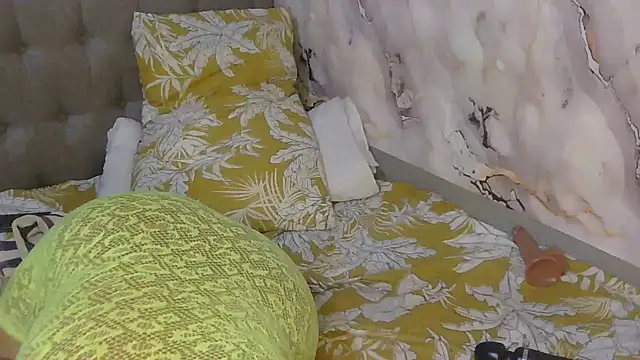 CaramelHotGirl online show from April 2026 10:59:02 PM