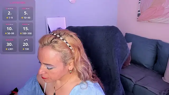 Snapshot of Ivonne_4 chatting on May 2026 01:26:01 PM Ivonne 4 online show from May 2026 01:26:01 PM