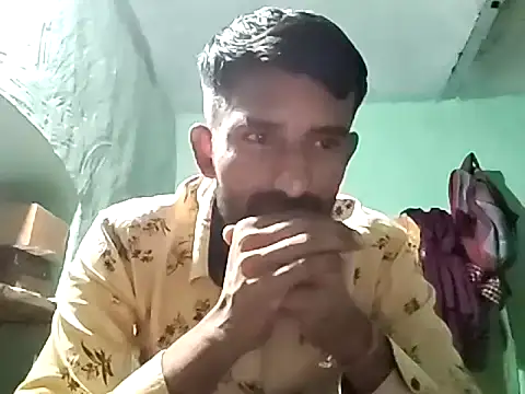 KingSeduceX online show from April 2026 04:12:01 PM