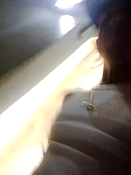 blackhot22c online show from February 2026 06:51:02 PM