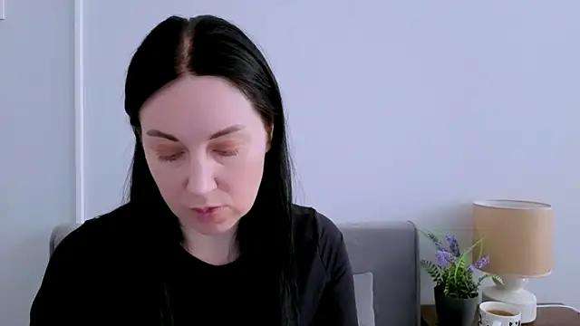 MiaFair online show from April 2026 03:09:01 PM