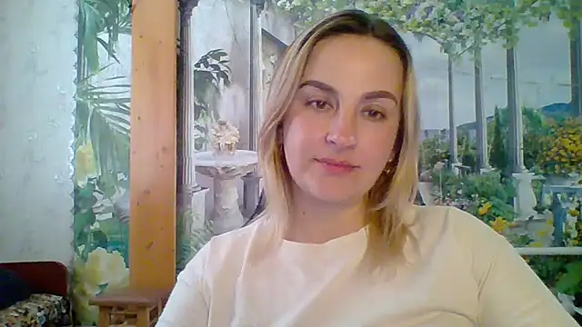 Snapshot of Rinayaii chatting on March 2026 11:28:02 AM Rinayaii online show from March 2026 11:28:02 AM