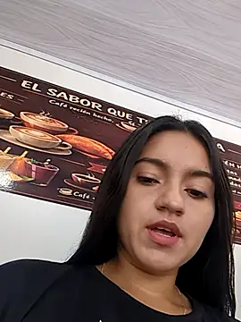 Snapshot of DulceCaroX chatting on May 2026 01:20:02 PM DulceCaroX online show from May 2026 01:20:02 PM