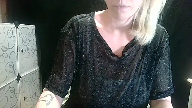 LadySecret X online show from February 2026 05:10:01 PM