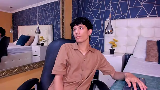 LeoFeniix online show from March 2026 03:58:02 AM