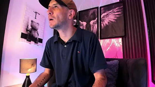 Milanwhite  online show from March 2026 11:38:01 AM