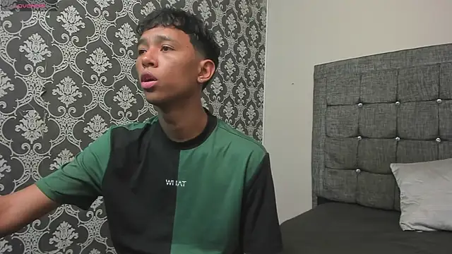 Little Twink19x online show from April 2026 07:14:01 PM