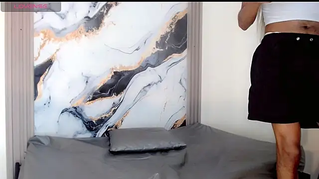 Alondra Wile online show from April 2026 07:22:01 PM