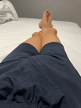 zhuendong000001 online show from June 2026 07:24:02 AM