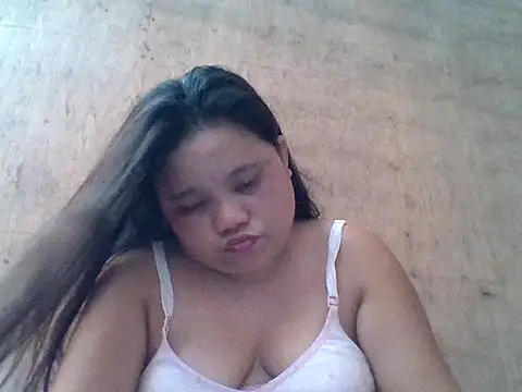 sweetlyn31 online show from April 2026 03:12:01 AM