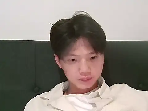 sweetiepuppy421 online show from April 2026 09:21:02 AM