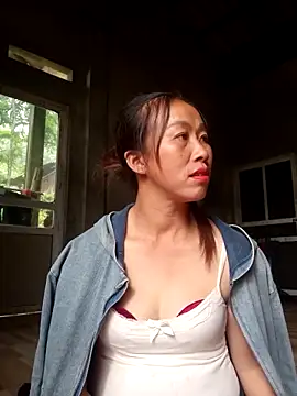 jangcute11 online show from April 2026 08:02:02 AM