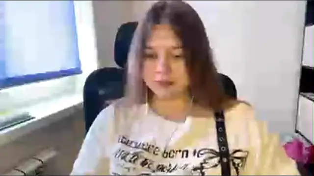 TomikoPfau online show from March 2026 07:55:02 AM