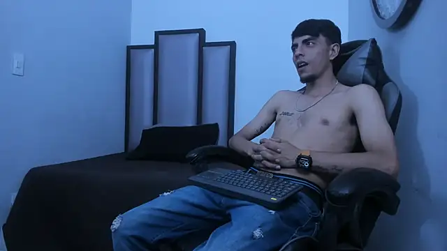 Endrick-23 online show from March 2026 03:32:02 AM