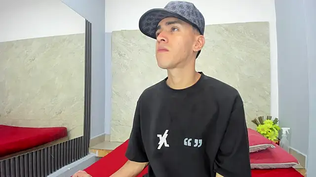 Mick-lollipop online show from April 2026 07:48:01 PM