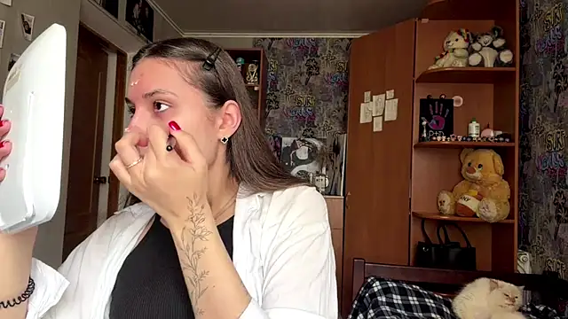 poly princess online show from April 2026 12:17:02 PM