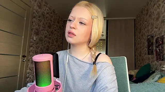 JeneeBIanks online show from March 2026 11:37:01 AM